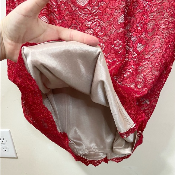 SOLD-----------Jax Women's Size 12 Red Lace Lined Knee Length Dress - Picture 9 of 14